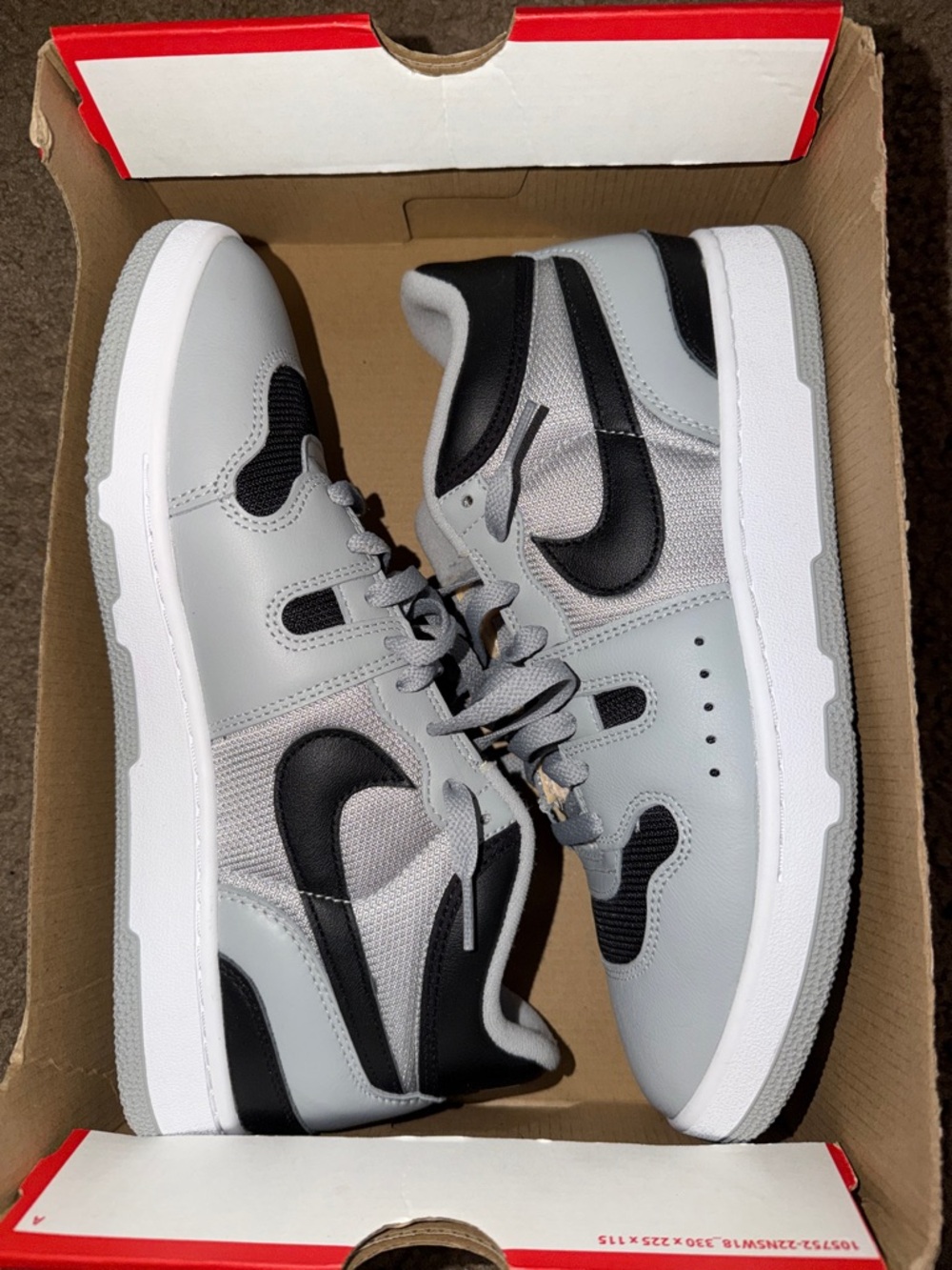 Nike Men’s mac attack men’s size 10 brand new with box without top